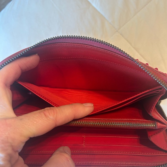 Christian Loubuiton spike wallet - Picture 6 of 13